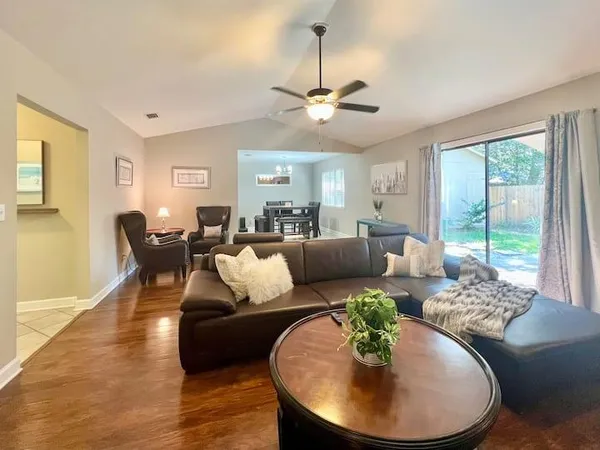 $3,000 | 289 Honeysuckle Way, Niceville, FL 32578