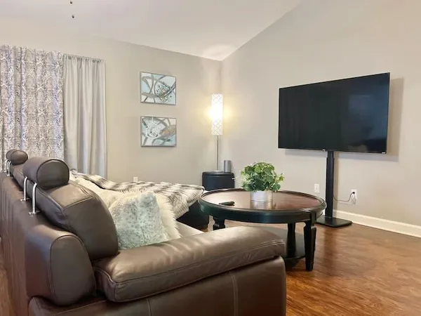 $3,000 | 289 Honeysuckle Way, Niceville, FL 32578