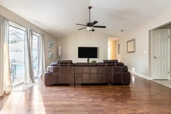 $3,000 | 289 Honeysuckle Way, Niceville, FL 32578