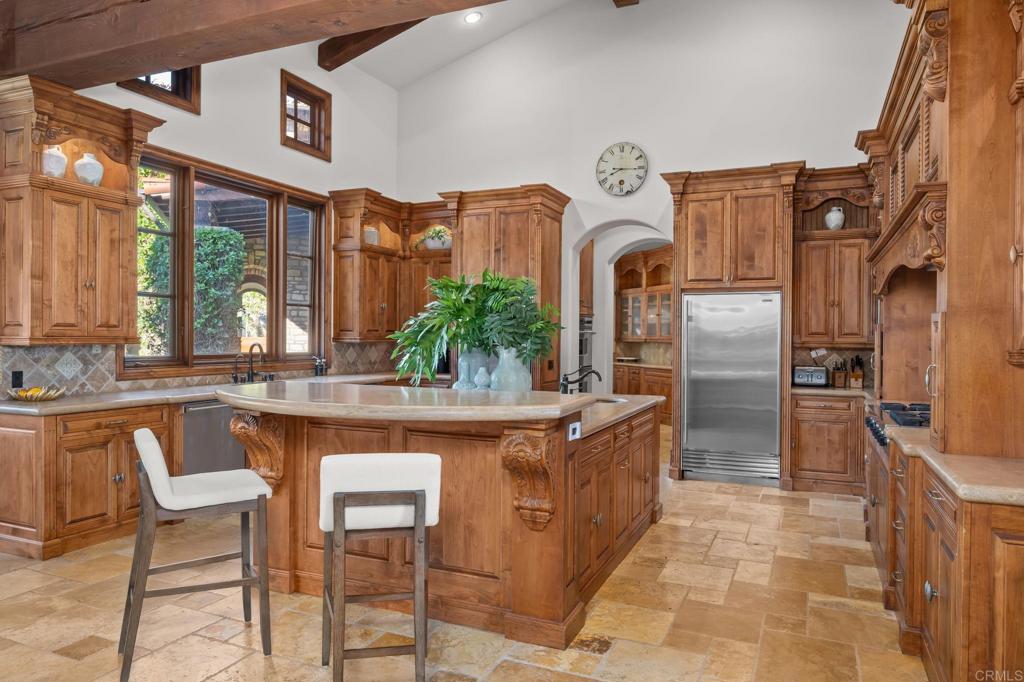 15878 Bella Siena Rancho Santa Fe, CA 92067 - Photo 11 of 24