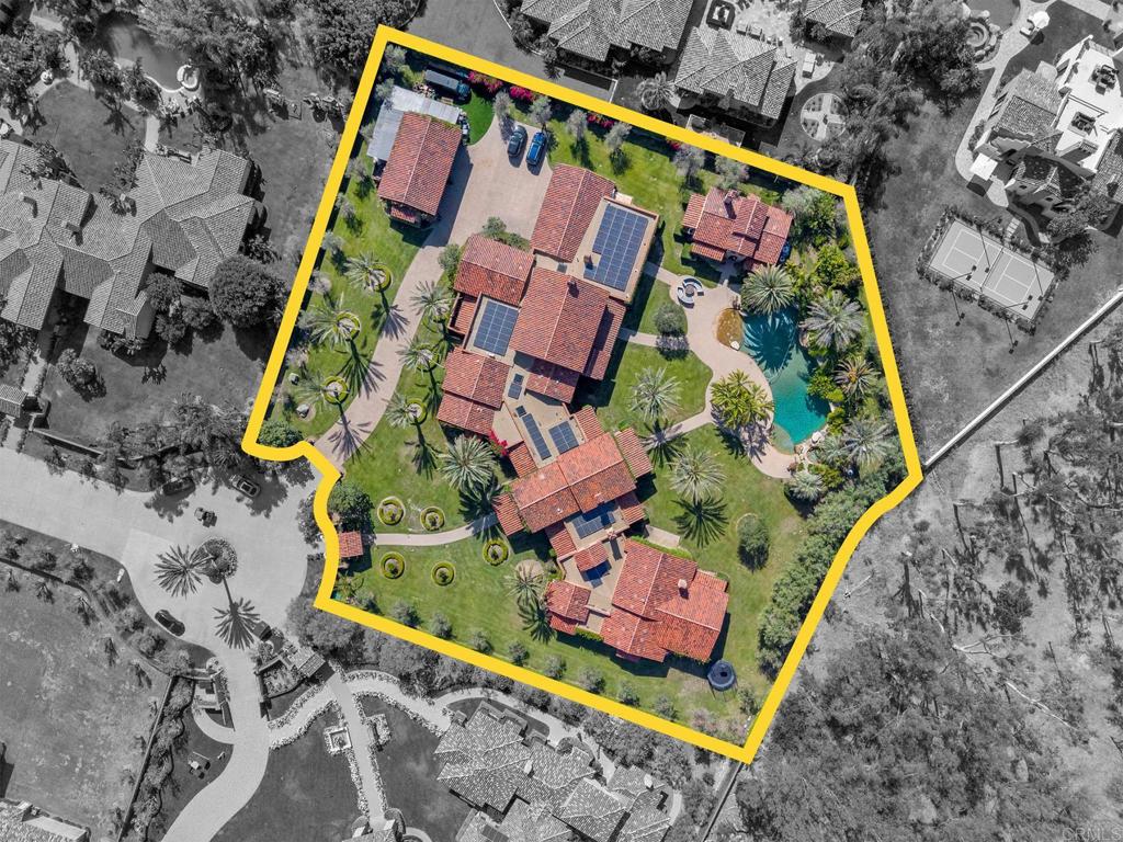 15878 Bella Siena Rancho Santa Fe, CA 92067 - Photo 2 of 24