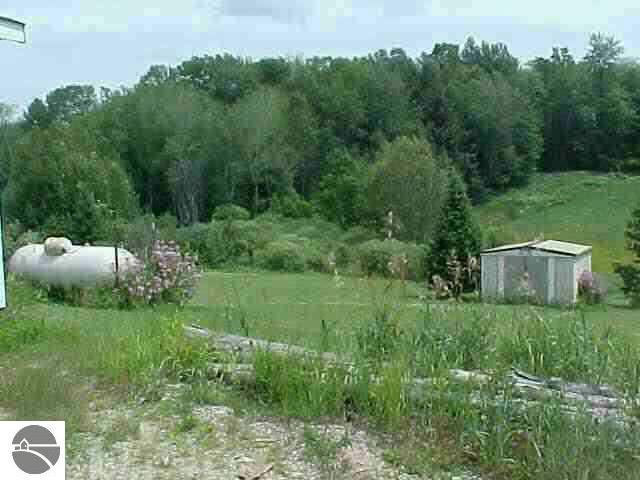3794 Doll Road Lupton, MI 48635 - Photo 8 of 9 1756370-7.JPG