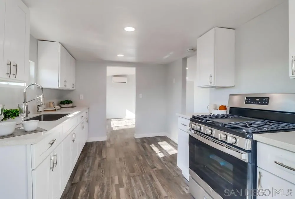 9104 Valencia Street Spring Valley, CA 91977 - Photo 14 of 39 Gallery Image 14