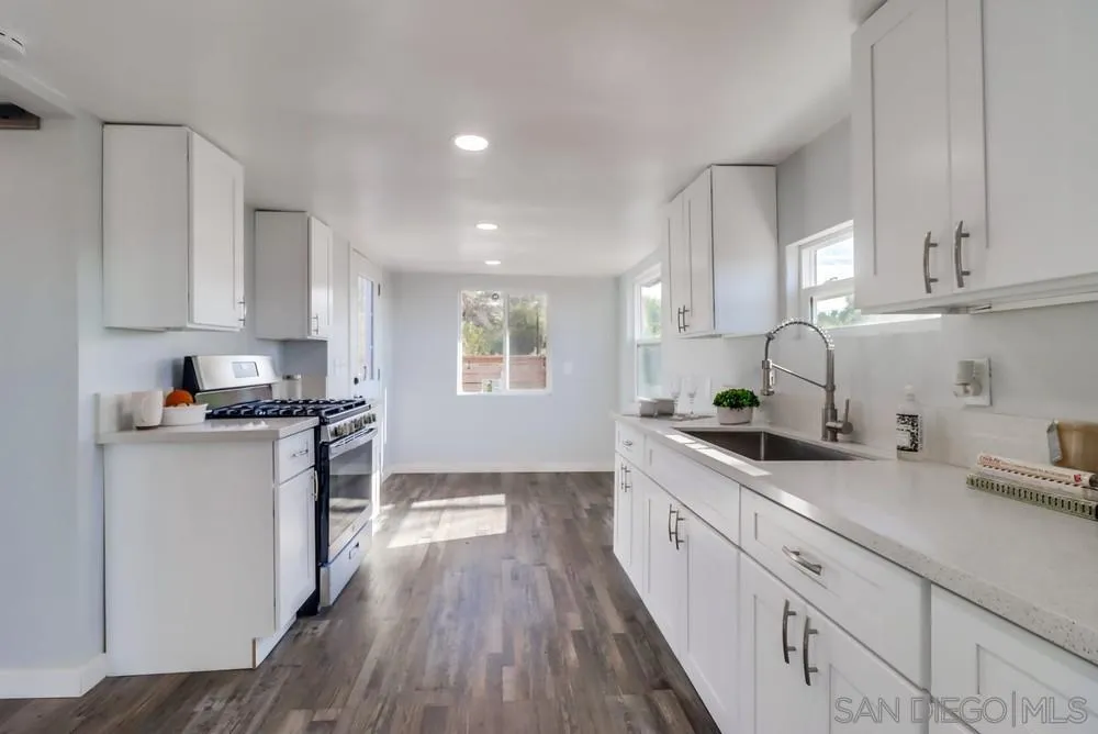 9104 Valencia Street Spring Valley, CA 91977 - Photo 15 of 39 Gallery Image 15