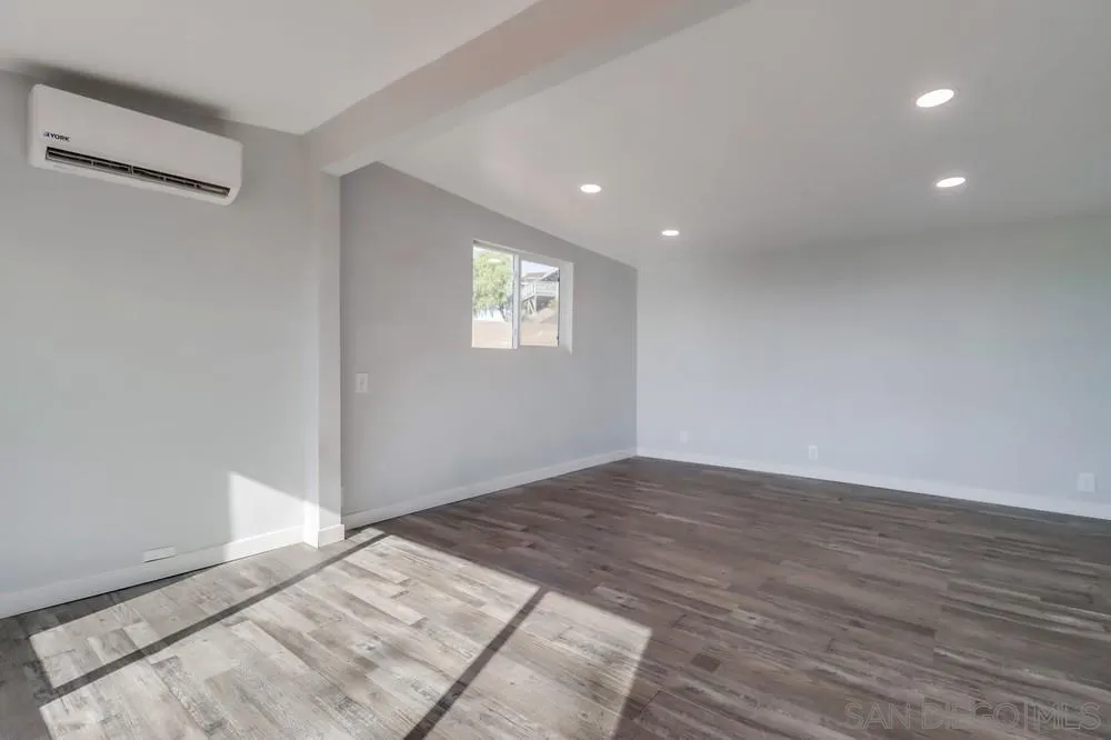 9104 Valencia Street Spring Valley, CA 91977 - Photo 19 of 39 Gallery Image 19