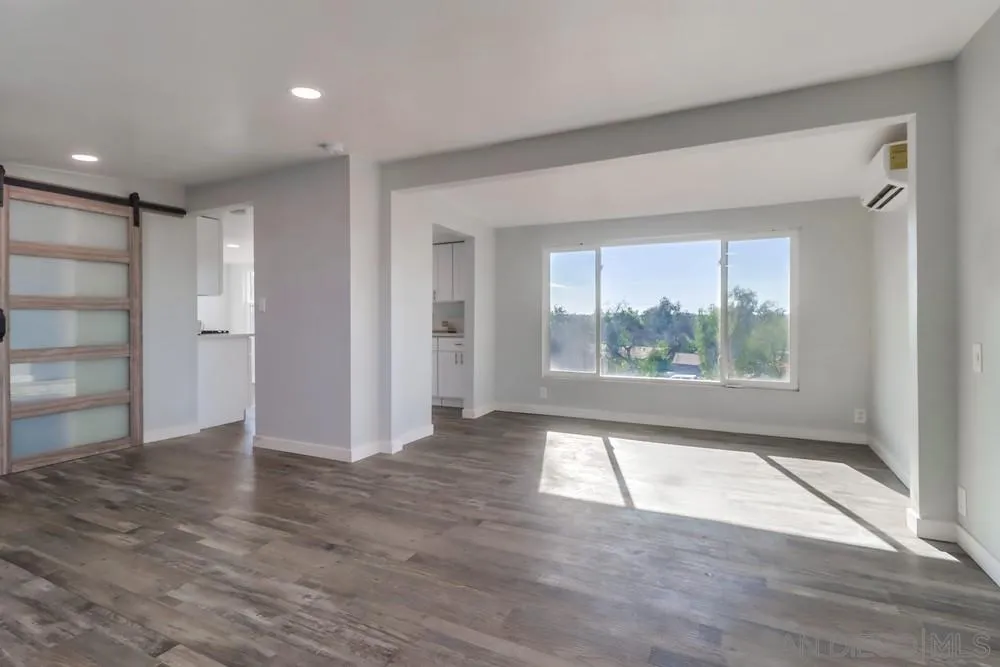 9104 Valencia Street Spring Valley, CA 91977 - Photo 20 of 39 Gallery Image 20