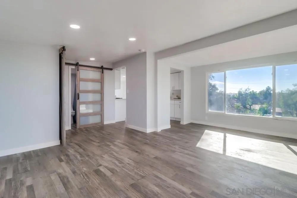 9104 Valencia Street Spring Valley, CA 91977 - Photo 21 of 39 Gallery Image 21