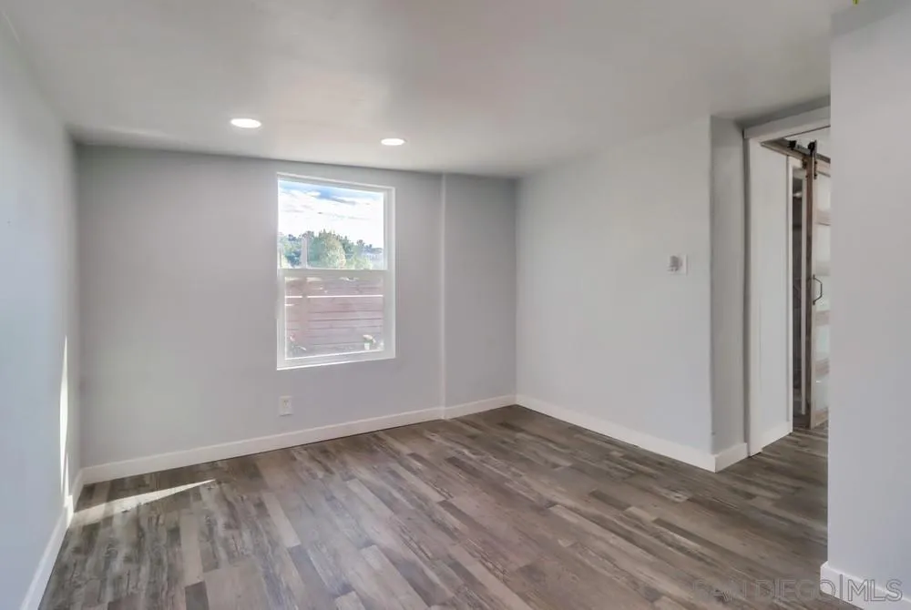 9104 Valencia Street Spring Valley, CA 91977 - Photo 23 of 39 Gallery Image 23