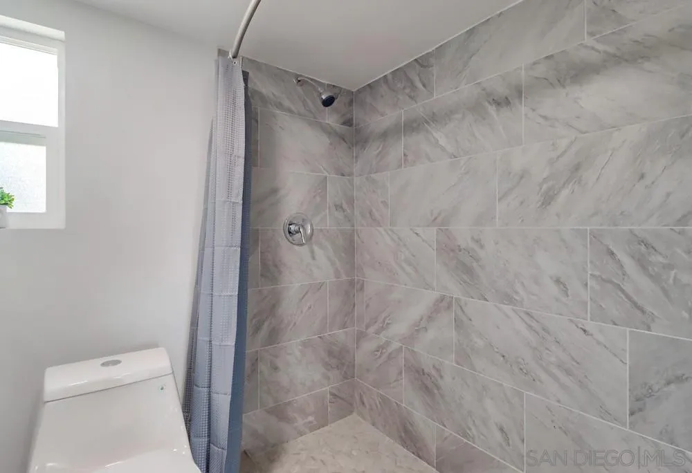 9104 Valencia Street Spring Valley, CA 91977 - Photo 30 of 39 Gallery Image 30