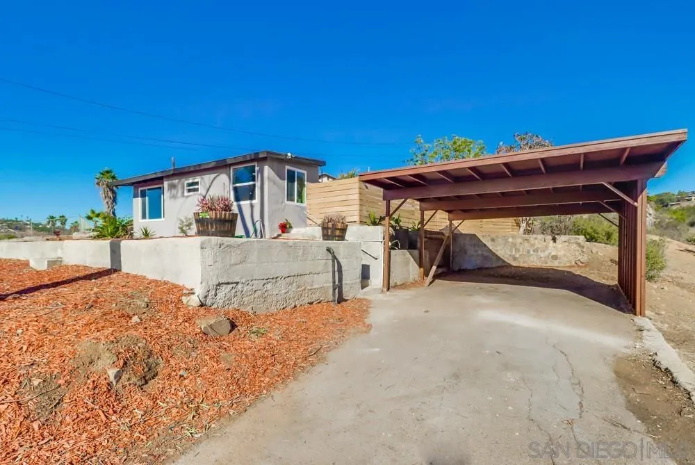 9104 Valencia Street Spring Valley, CA 91977 - Photo 3 of 39 Gallery Image 3