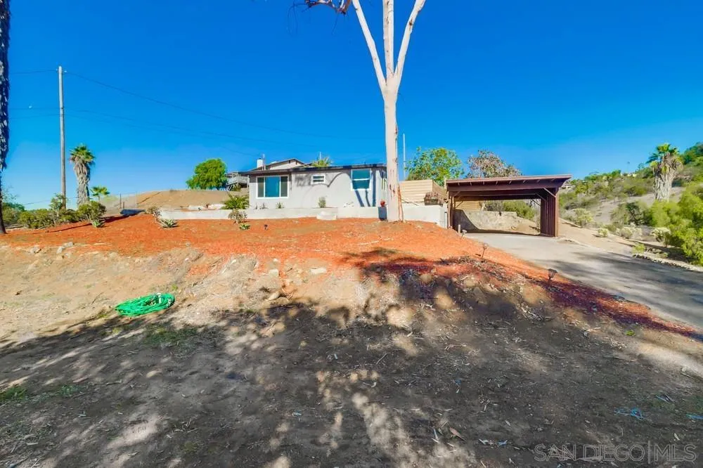 9104 Valencia Street Spring Valley, CA 91977 - Photo 31 of 39 Gallery Image 31