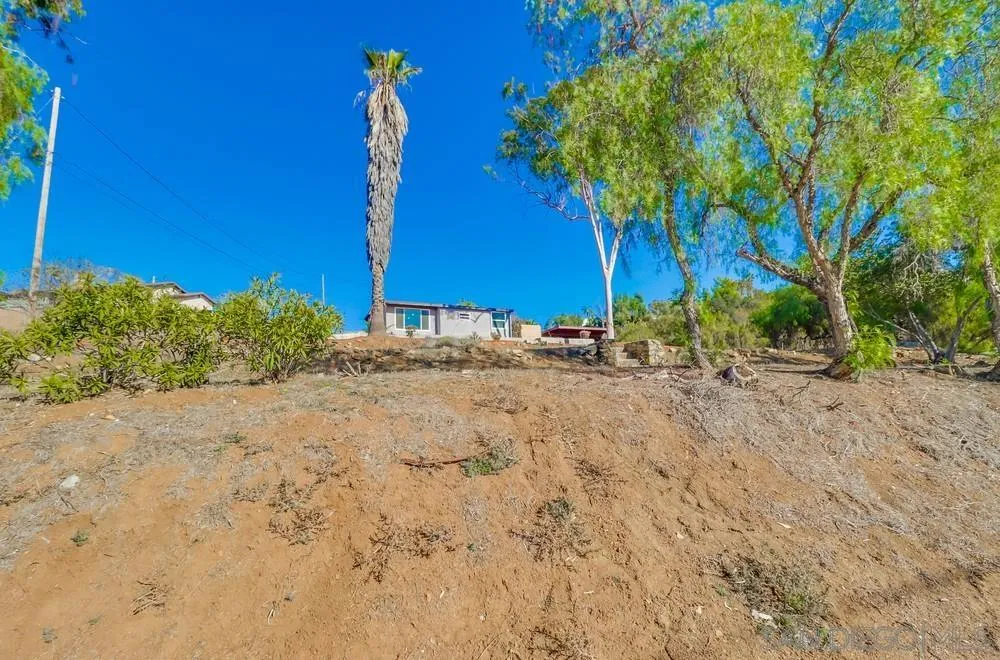 9104 Valencia Street Spring Valley, CA 91977 - Photo 35 of 39 Gallery Image 35