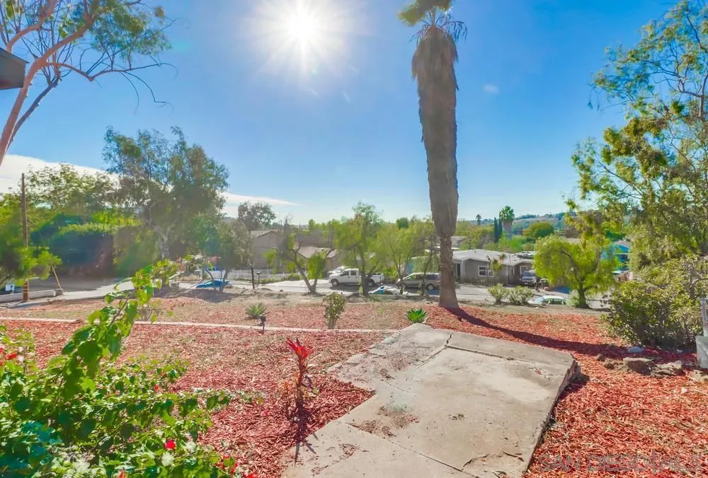 9104 Valencia Street Spring Valley, CA 91977 - Photo 6 of 39 Gallery Image 6