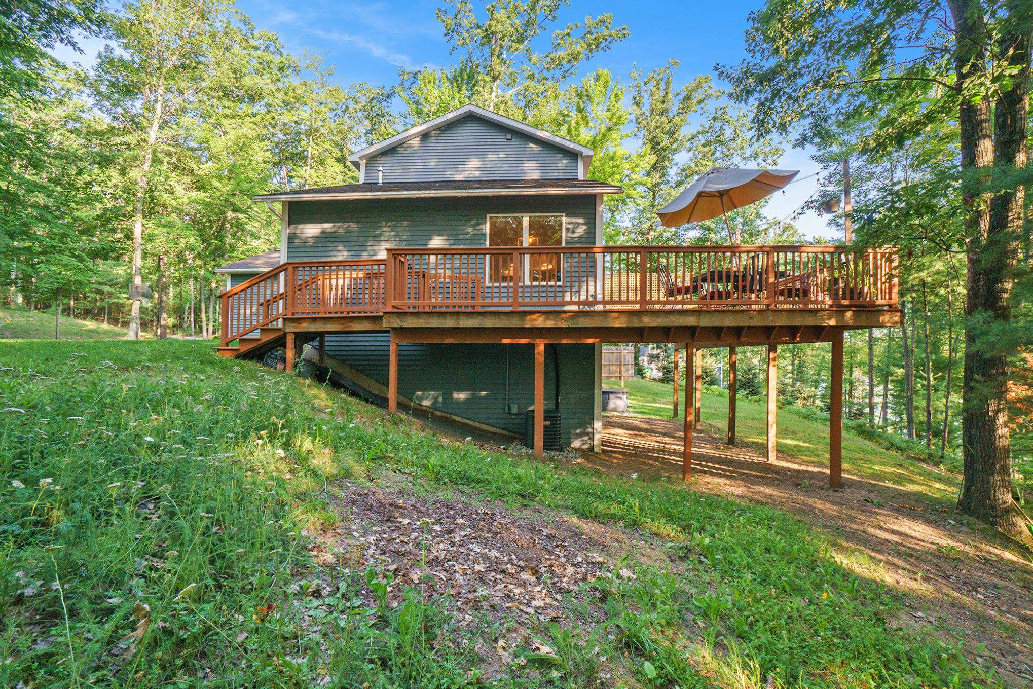 1075 Tranquil Point Road Traverse City, MI 49696 - Photo 31 of 44 1924975-8b5e1ff5-ae9a-47fe-99a2-65c8aacbfe43.JPG