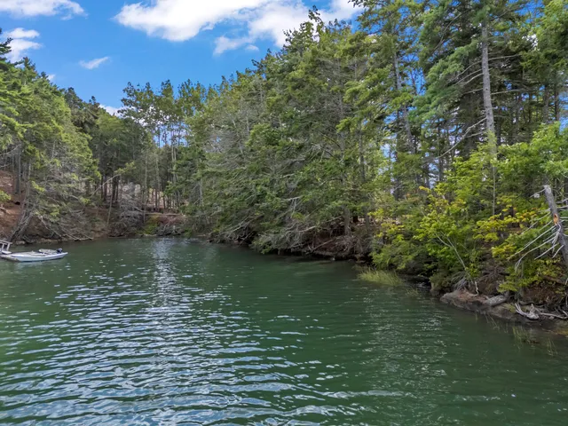 $2,375,000 | 111 Rockweed Road, West Bath, ME 04530