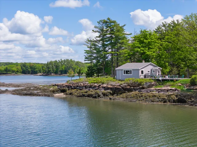 $2,375,000 | 111 Rockweed Road, West Bath, ME 04530