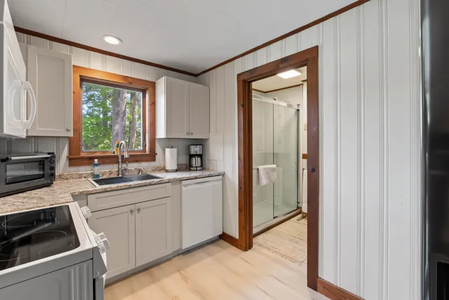 $2,375,000 | 111 Rockweed Road, West Bath, ME 04530