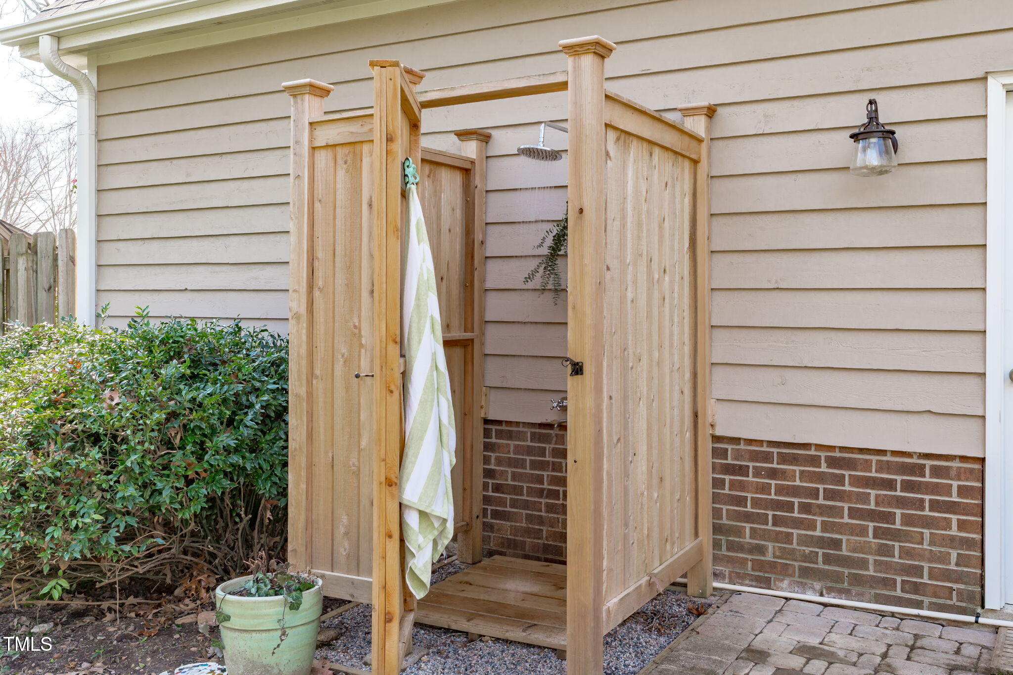 2828 Pidgeon Hill Road Raleigh, NC 27613 - Photo 28 of 38