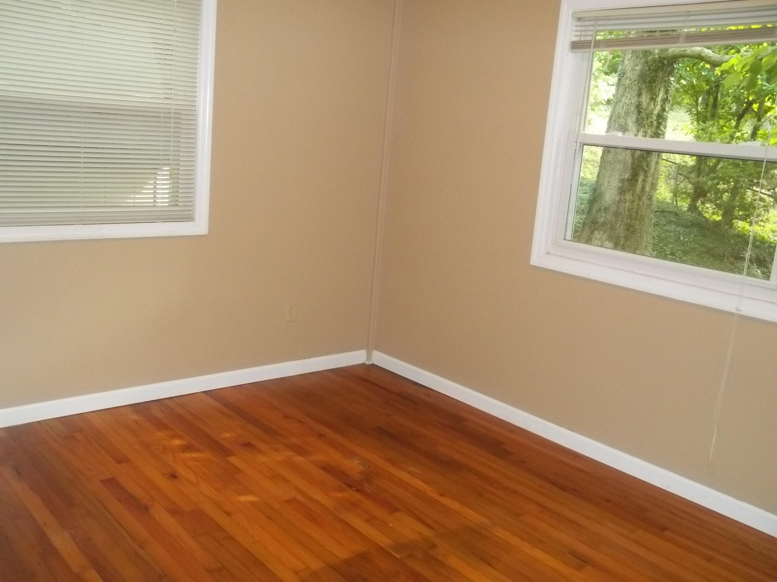 304 West Fernhill Road Oak Ridge, TN 37830 - Photo 17 of 22 100_5897