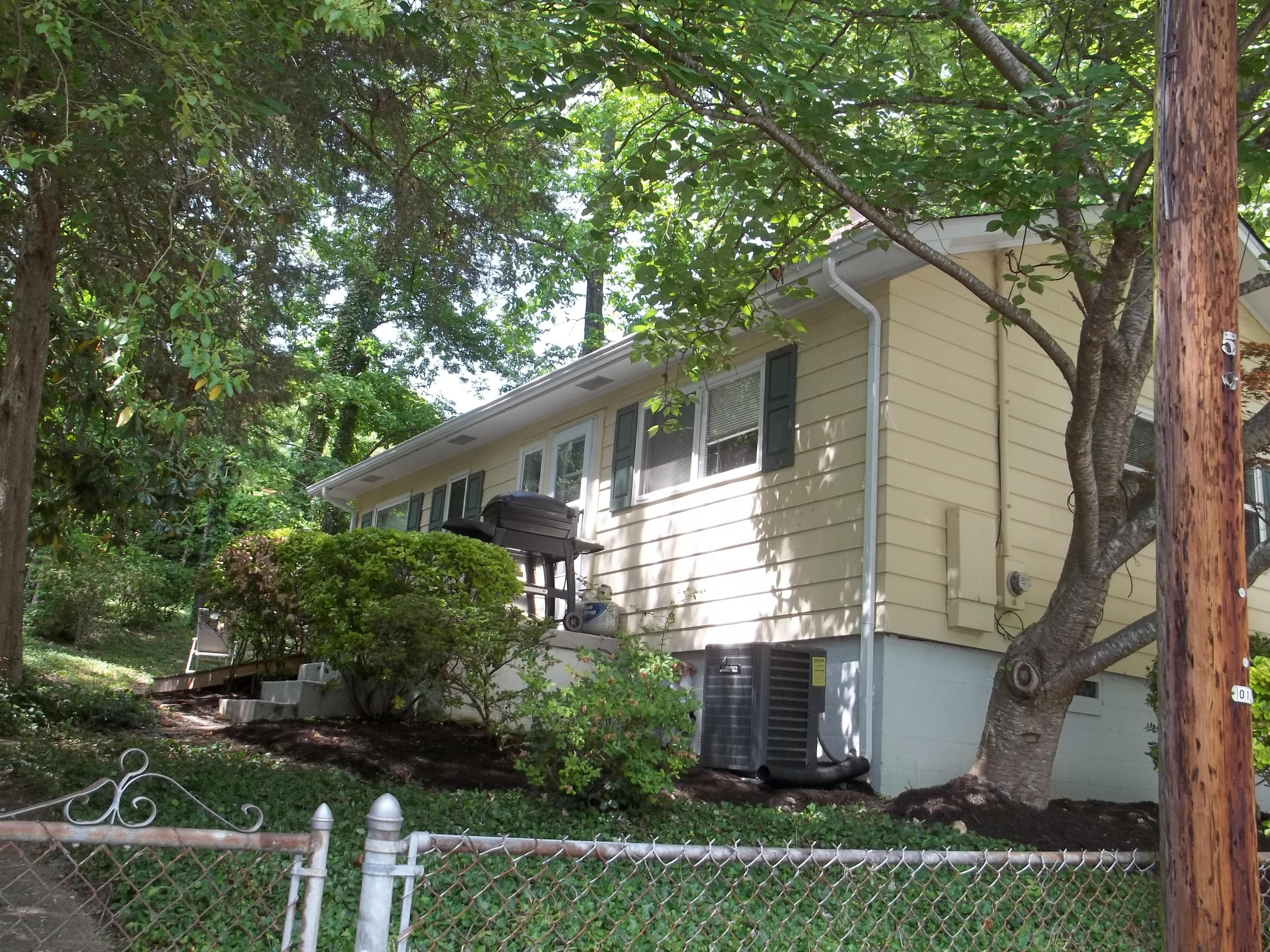 304 West Fernhill Road Oak Ridge, TN 37830 - Photo 3 of 22 100_5630