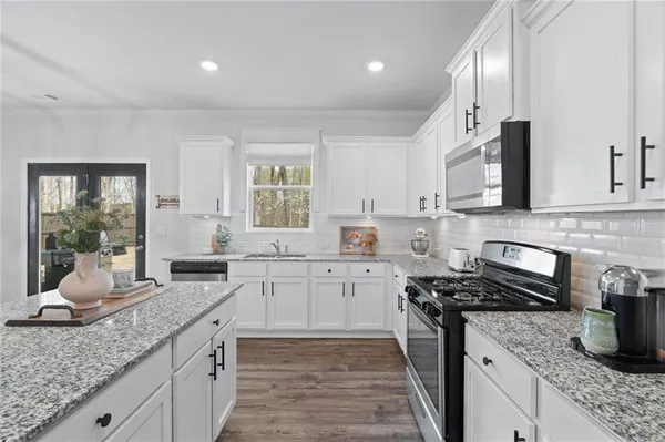 $500,000 | 366 Barnwood Lane, Dawsonville, GA 30534