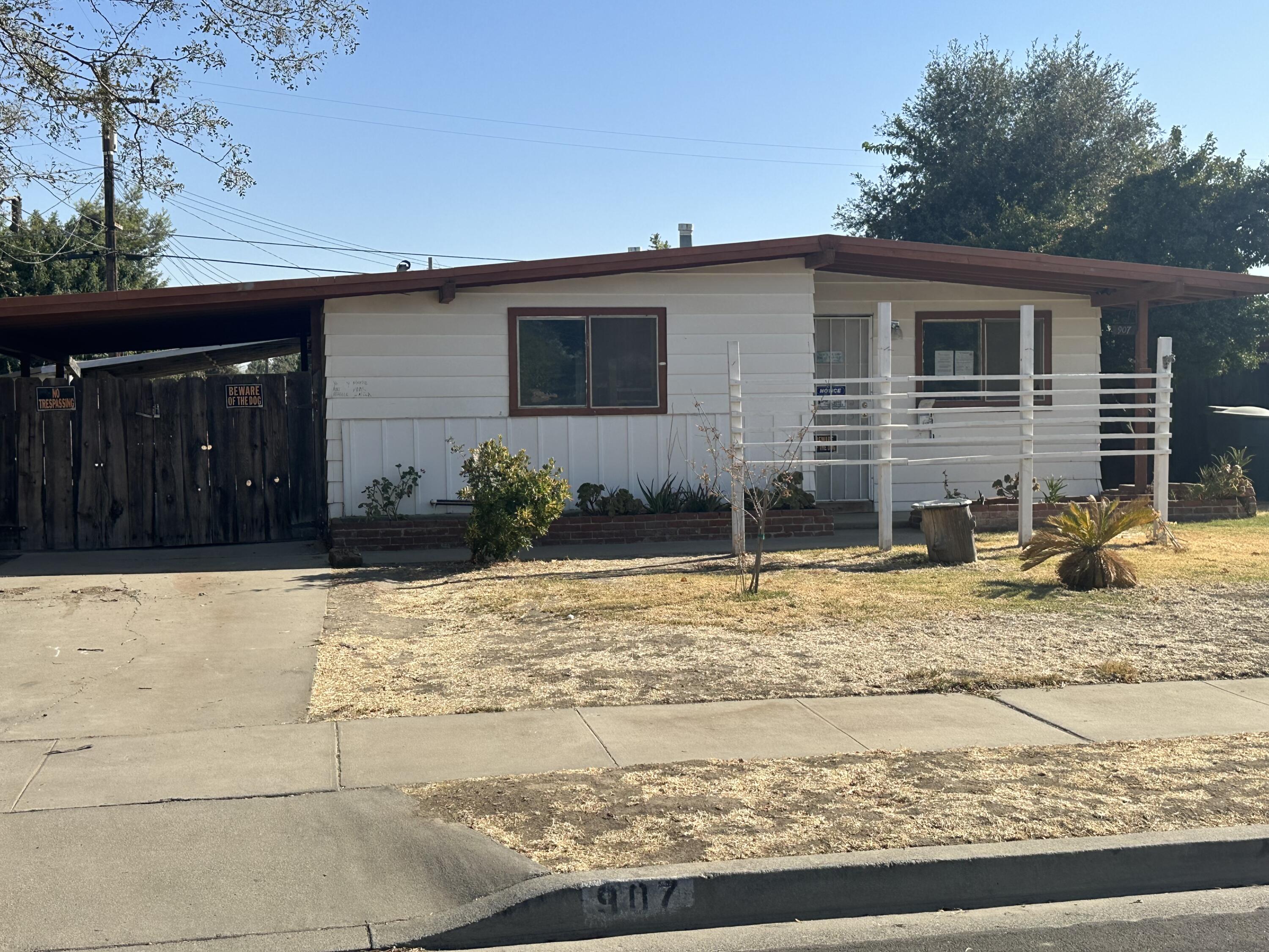 907 Neville Street Hanford, CA 93230 - Photo 1 of 14 IMG_6610(1)