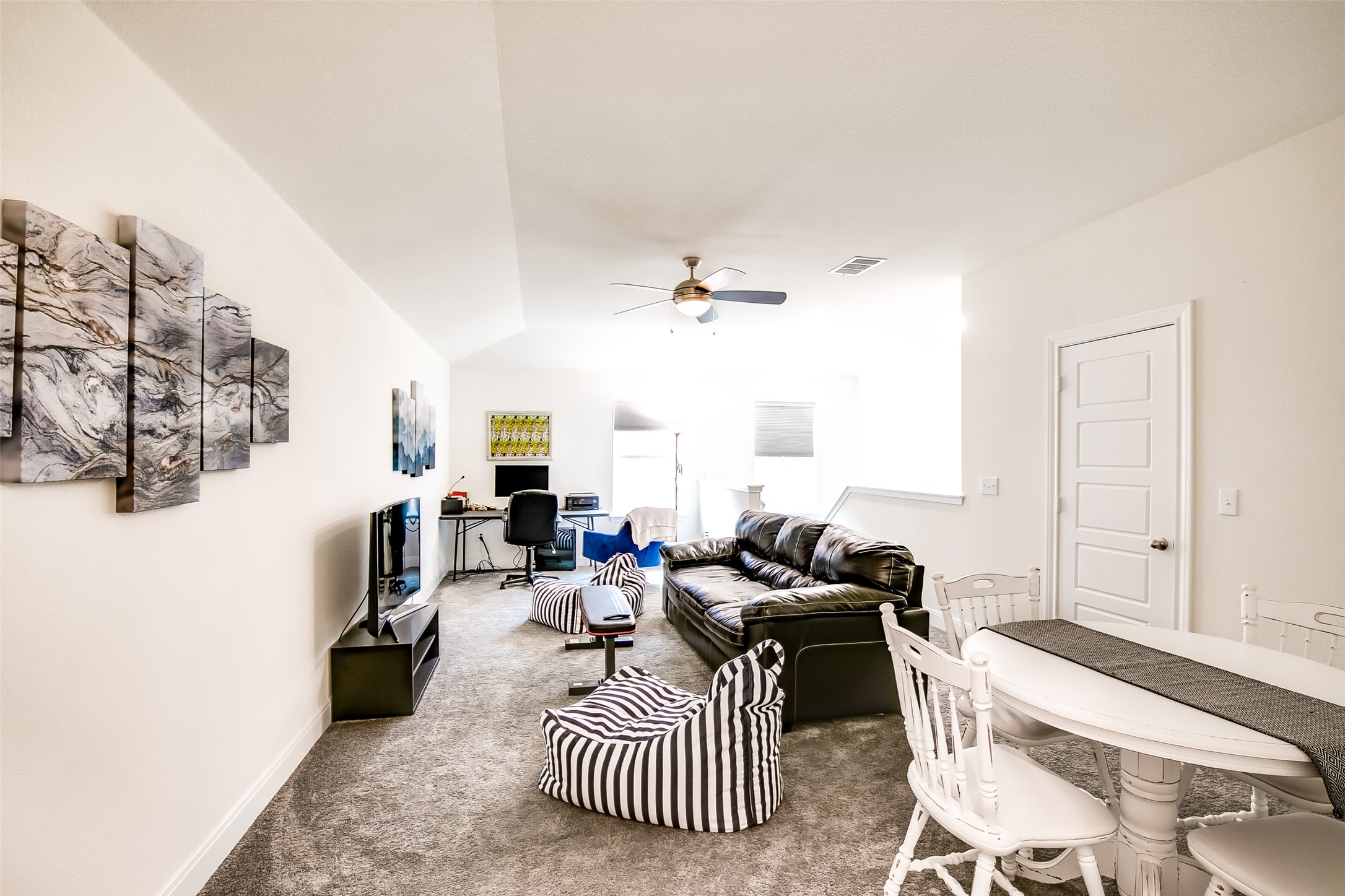 7616 Groundhog Way Austin, TX 78744 - Photo 26 of 34