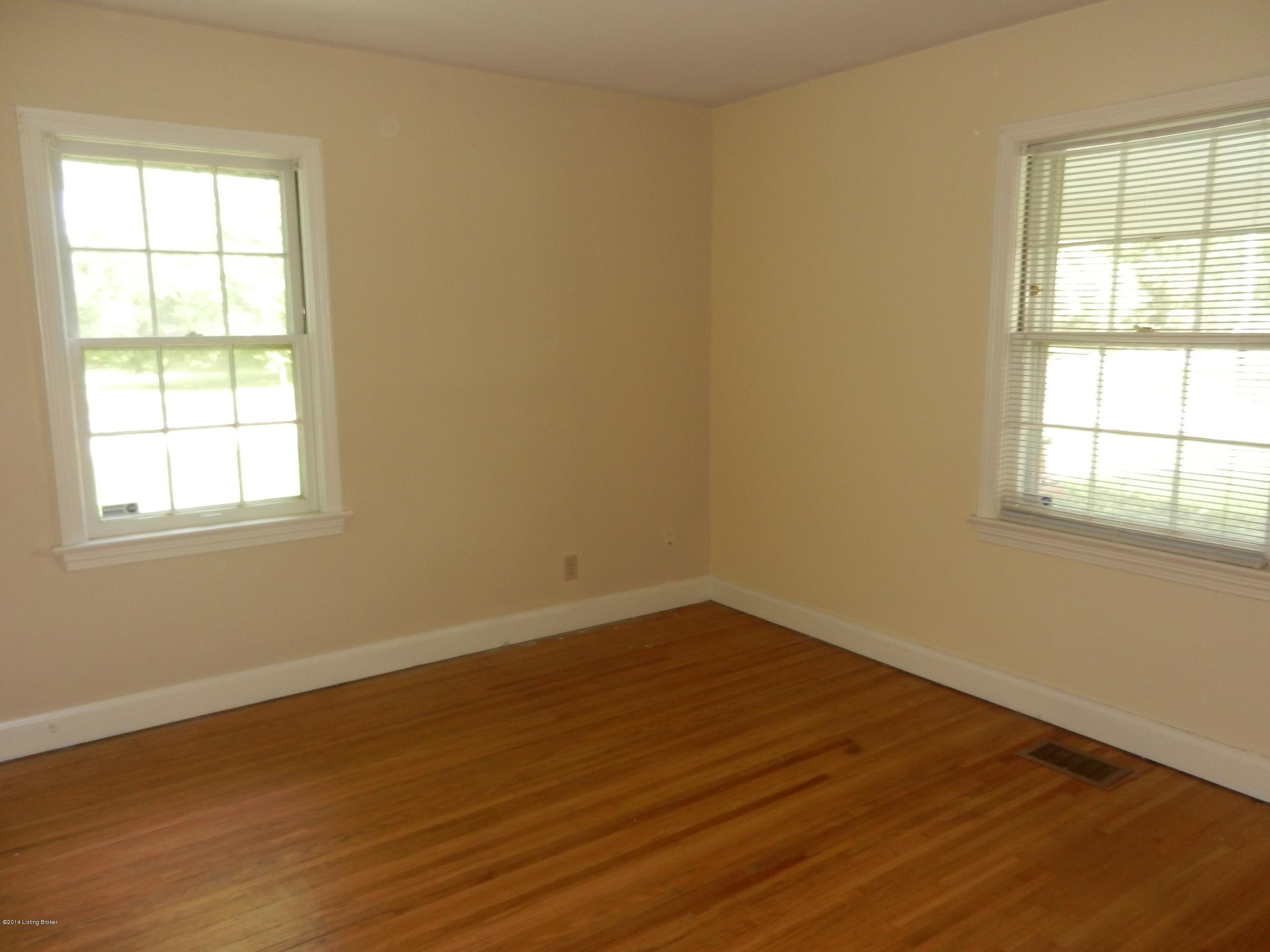 3000 Bobolink Road Louisville, KY 40217 - Photo 24 of 35 25