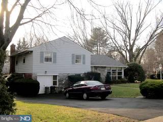 628 Meadow Road Huntingdon Valley, PA 19006 - Photo 1 of 6