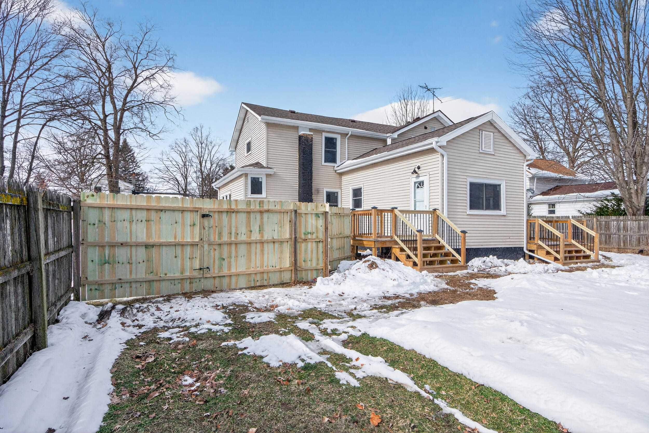 219 Elizabeth Street Parma, MI 49269 - Photo 55 of 57 55_219 elizabeth st parma mi - 0006