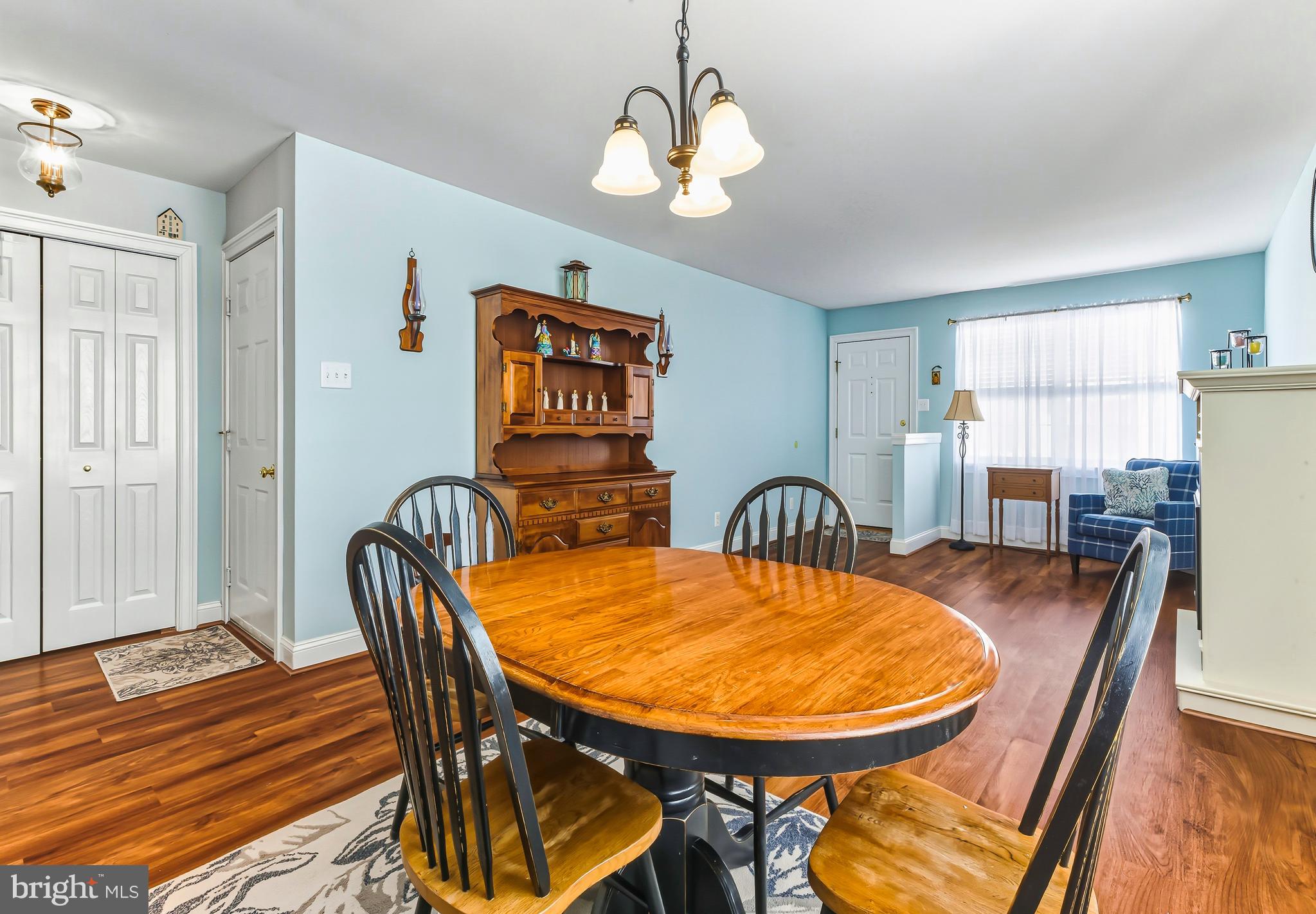 241 Gaunt Drive Mickleton, NJ 08056 - Photo 6 of 32 a view of a dining room with furniture