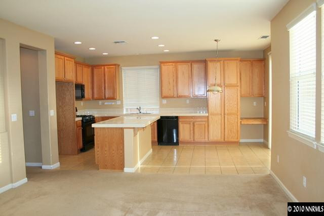 10699 Fire Poppy Circle Reno, NV 89521 - Photo 6 of 13 Photo 6