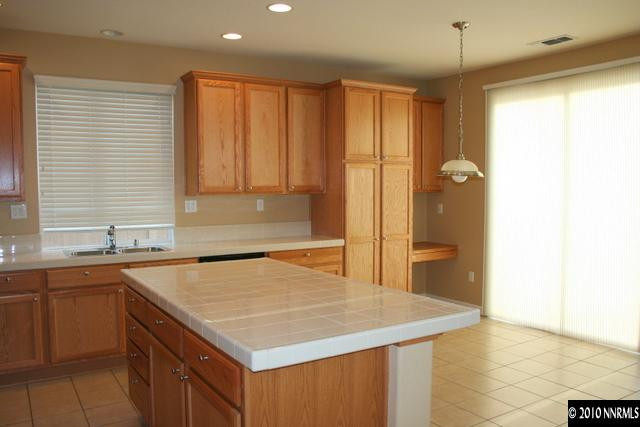 10699 Fire Poppy Circle Reno, NV 89521 - Photo 8 of 13 Photo 8