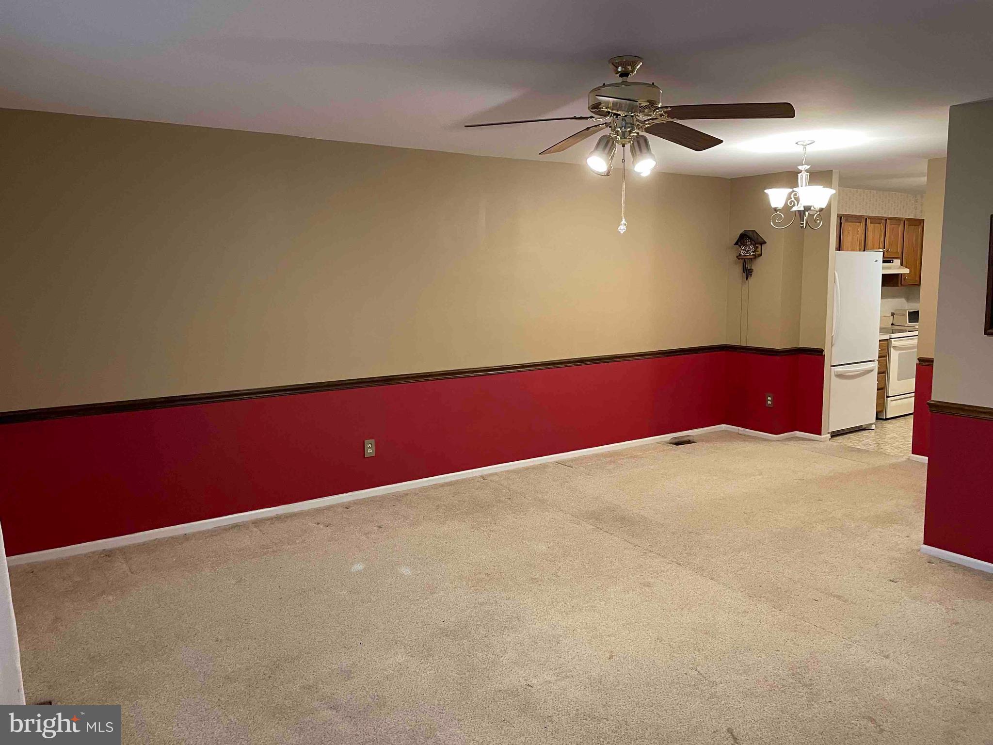 922 Craftsman Road Norristown, PA 19403 - Photo 2 of 15 Living Room