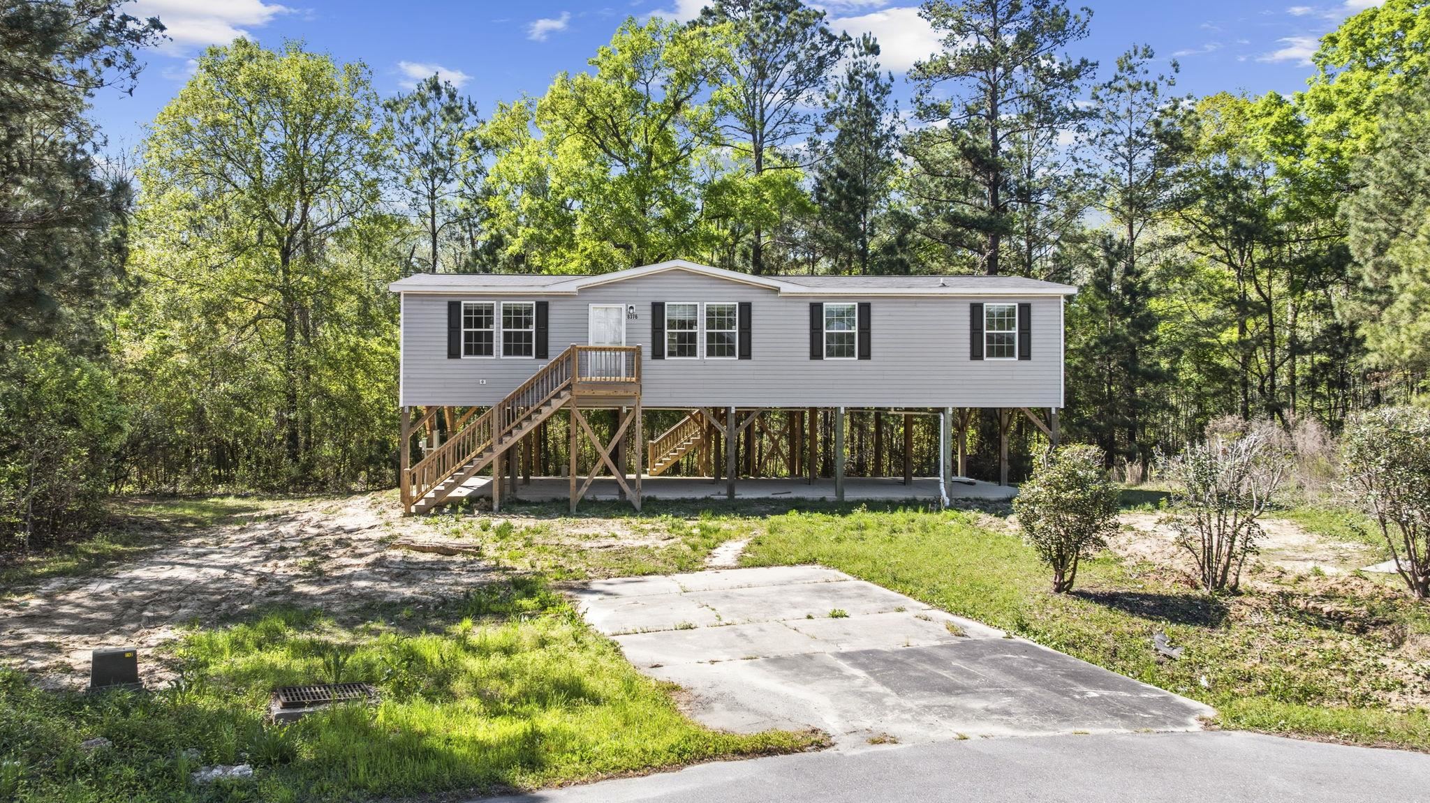 8376 Huntington Court Conway, SC 29527 - Photo 2 of 47