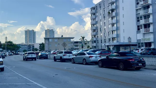 $309,000 | 427 Golden Isles Drive, Unit 8A, Hallandale Beach, FL 33009