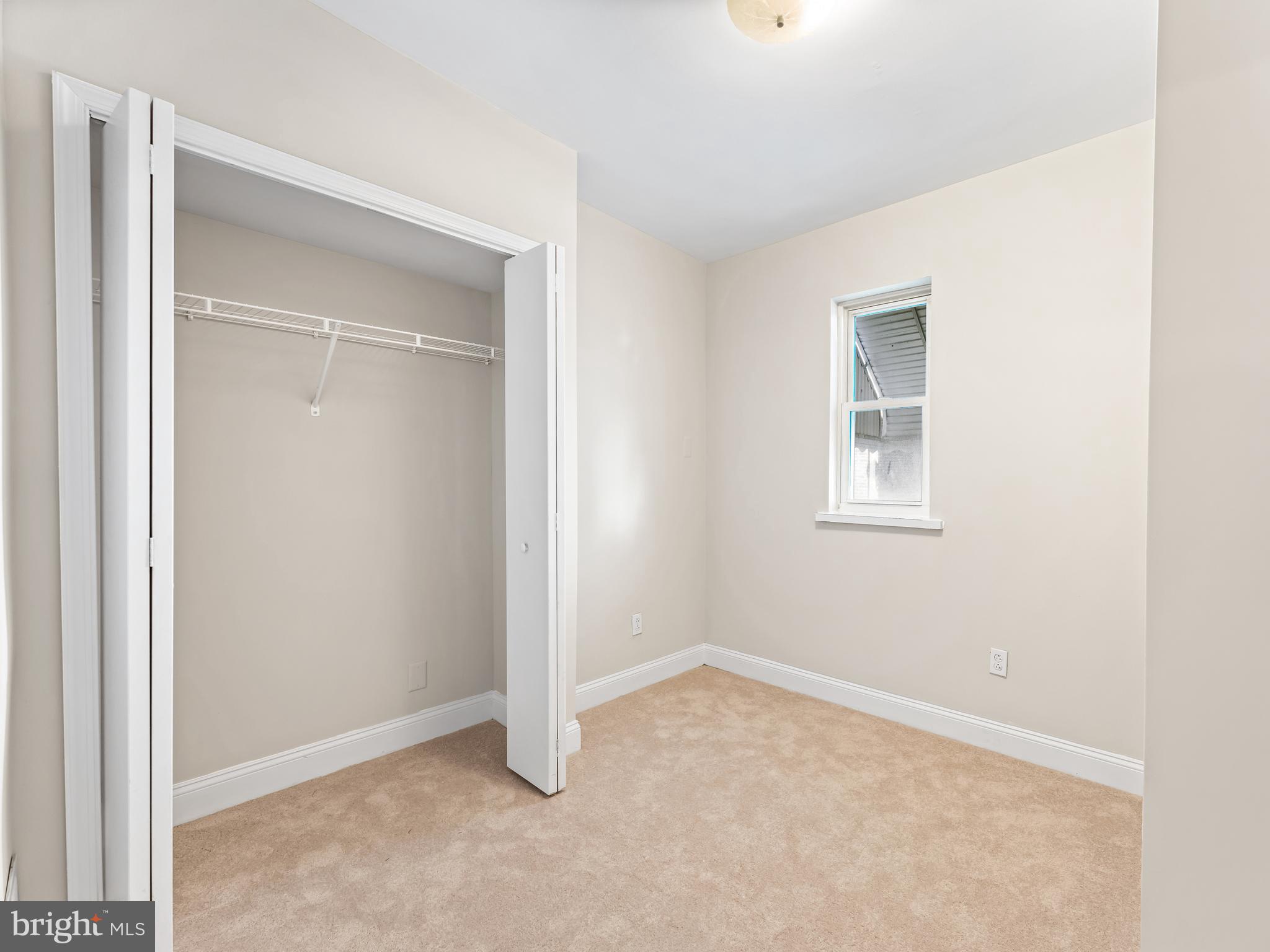 2437 South Mildred Street Philadelphia, PA 19148 - Photo 15 of 26