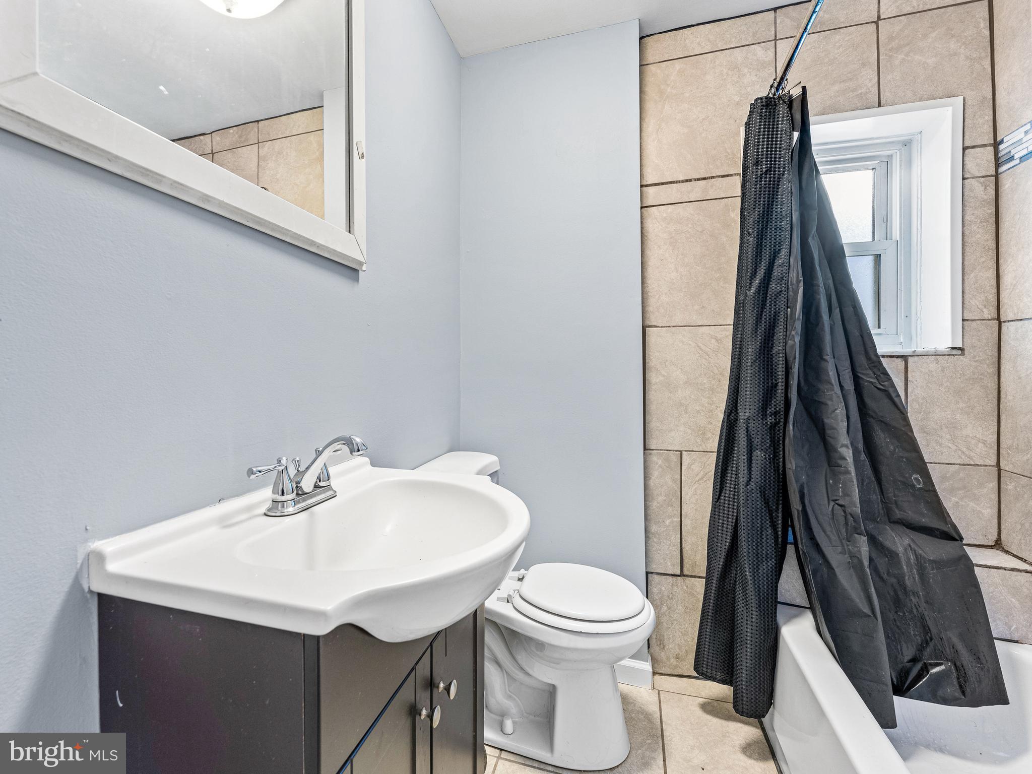 2437 South Mildred Street Philadelphia, PA 19148 - Photo 21 of 26