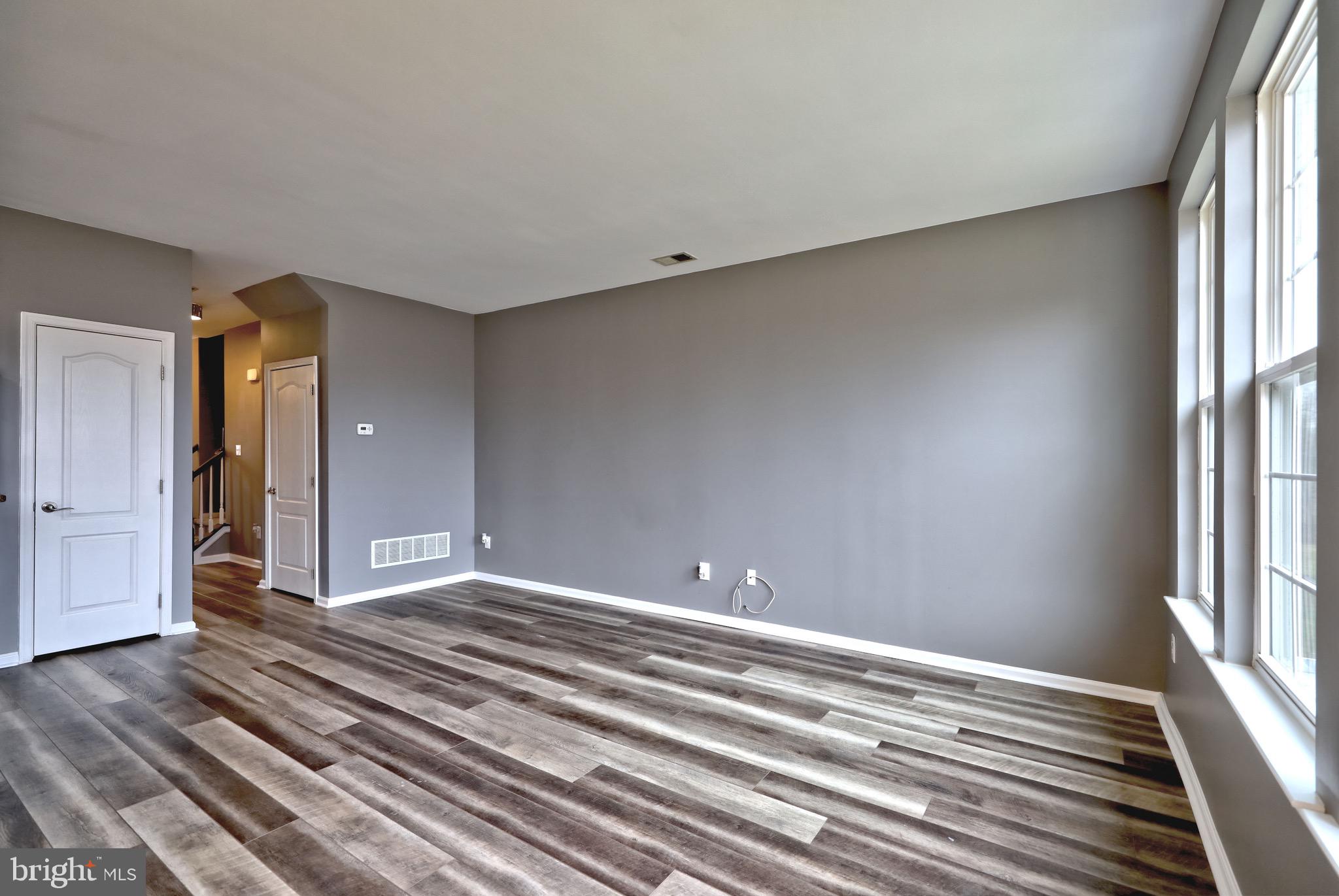 96 Eagleview Terrace Mount Royal, NJ 08061 - Photo 5 of 32