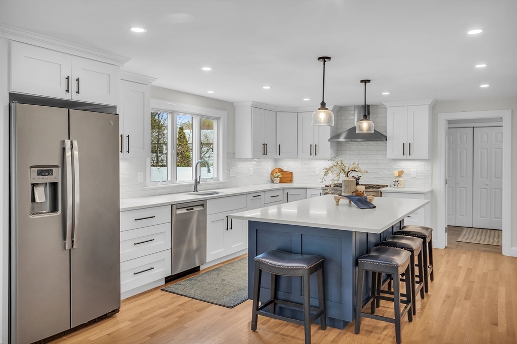 21 Minuteman Road Acton, MA 01720 - Photo 5 of 42 Gallery Image 5