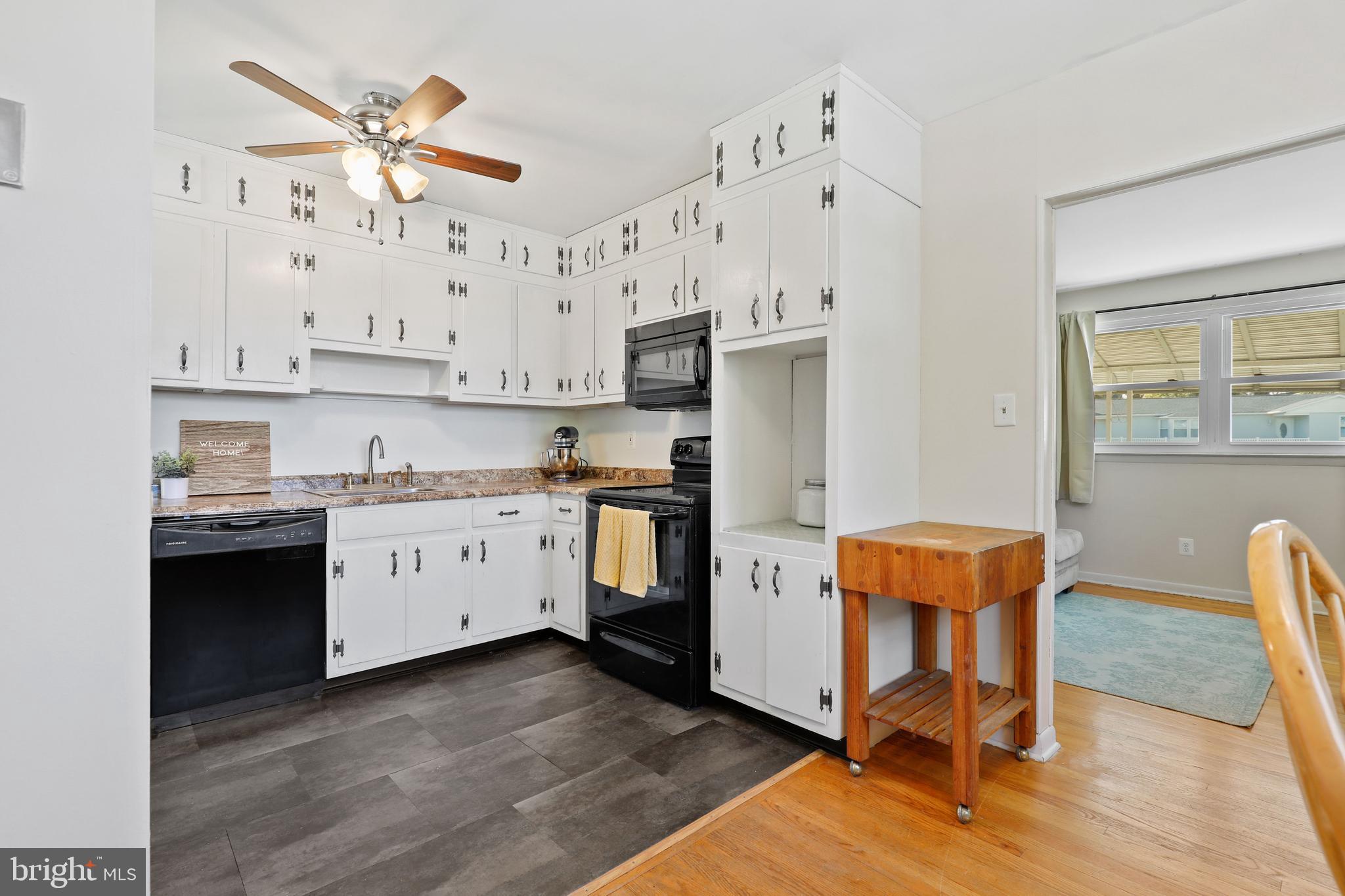 5706 Johnnycake Road Baltimore, MD 21207 - Photo 11 of 32