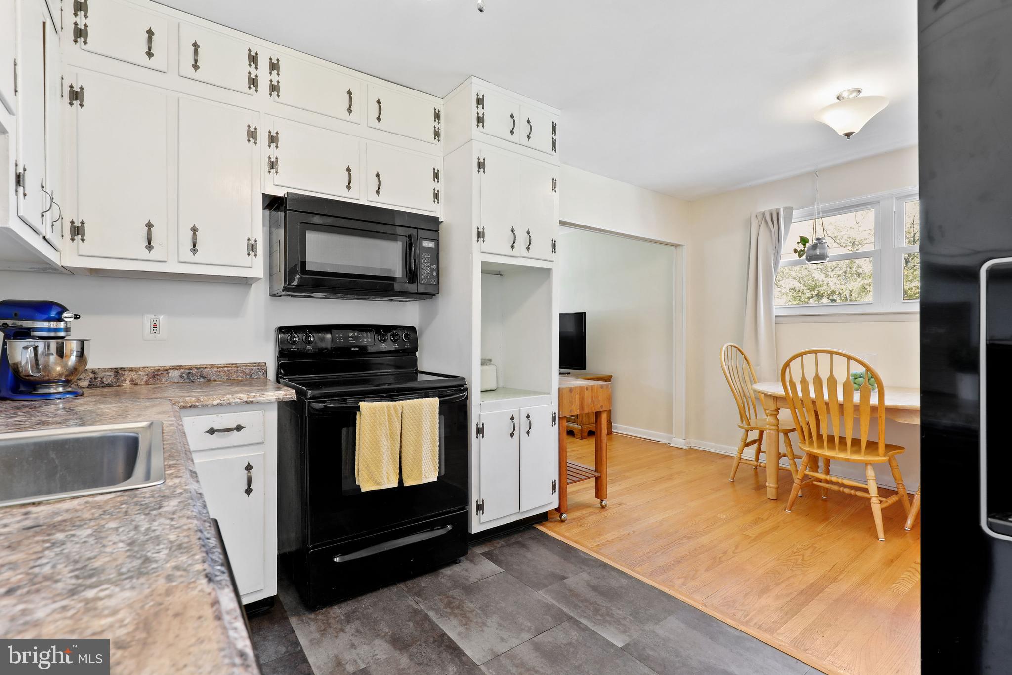 5706 Johnnycake Road Baltimore, MD 21207 - Photo 14 of 32