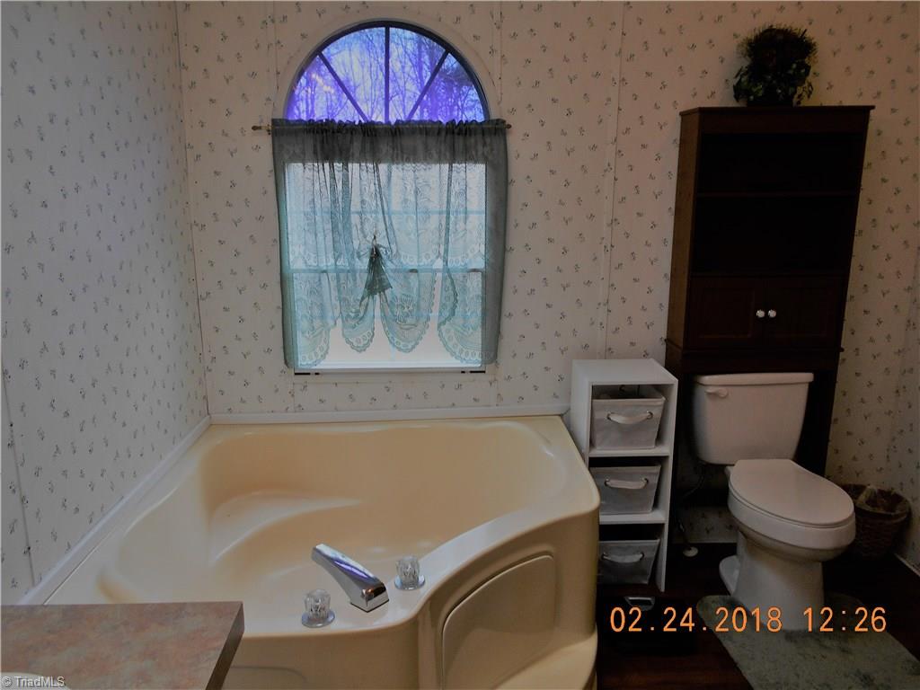 2271 Turner Road Reidsville, NC 27320 - Photo 17 of 22 Gallery Image 17