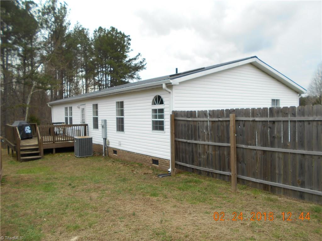2271 Turner Road Reidsville, NC 27320 - Photo 8 of 22 Gallery Image 8