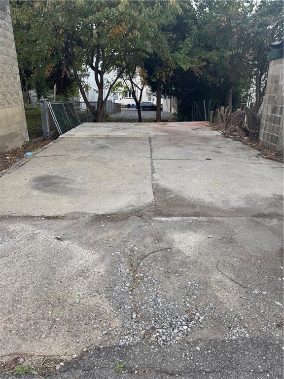 604 Edmond Street Pittsburgh, PA 15224 - Photo 4 of 5 a view of outdoor space and yard