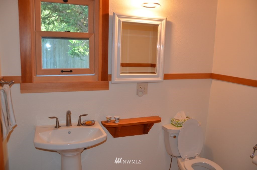 8342 Libby Road Northeast Olympia, WA 98506 - Photo 11 of 24 Gallery Image 11