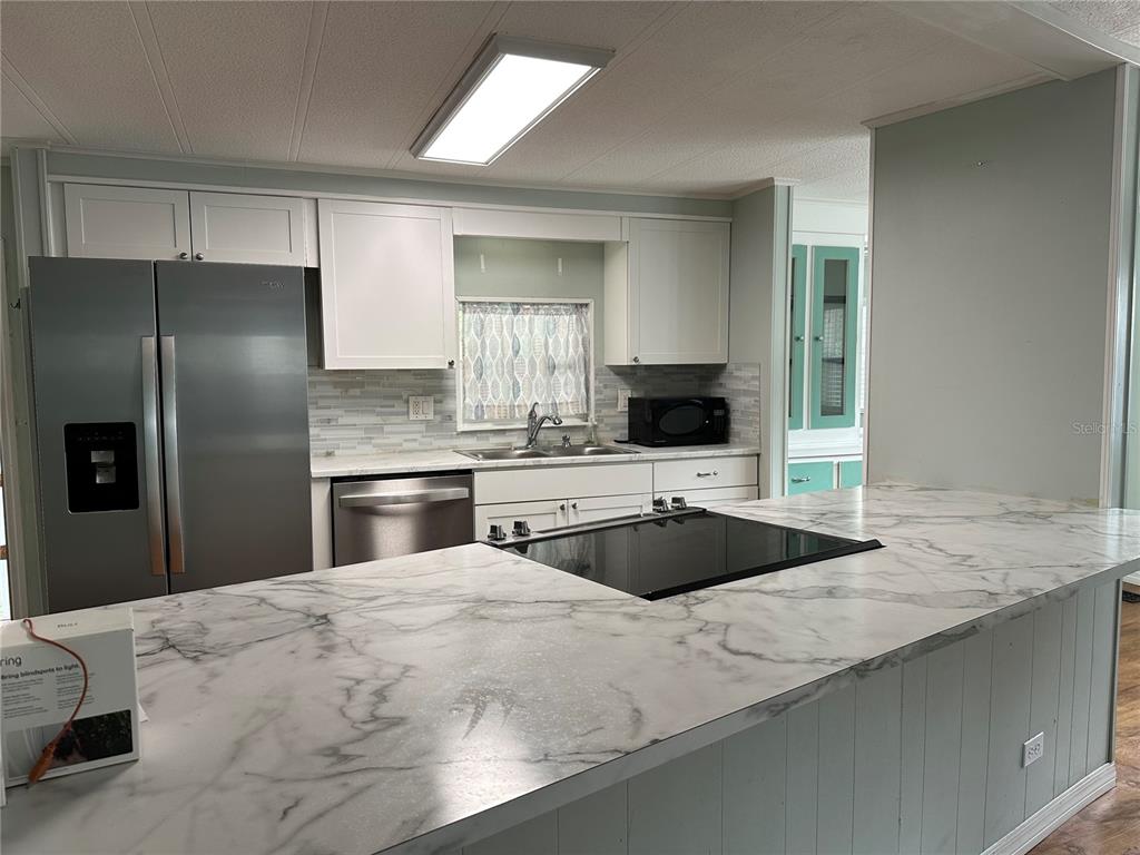 24007 River Road Astor, FL 32102 - Photo 6 of 37