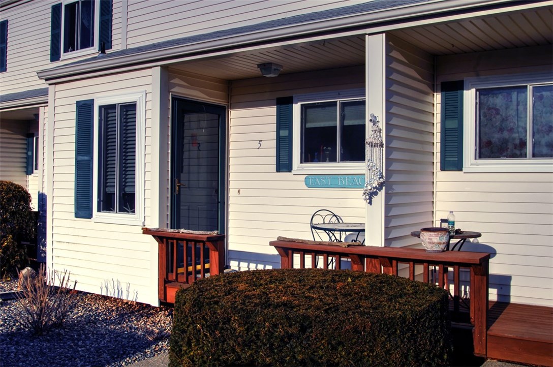 10 East Beach Road Charlestown, RI 02813 - Photo 2 of 22