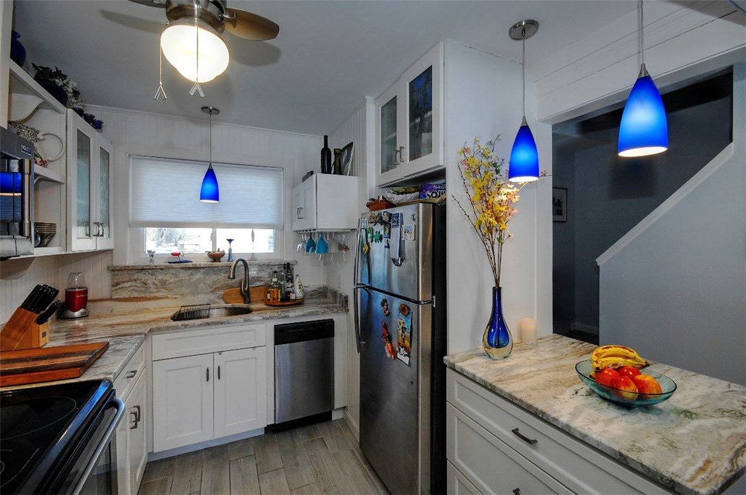10 East Beach Road Charlestown, RI 02813 - Photo 5 of 22