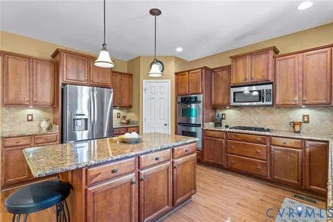 $679,900 | 11007 Wooferton Court, Midlothian, VA 23112
